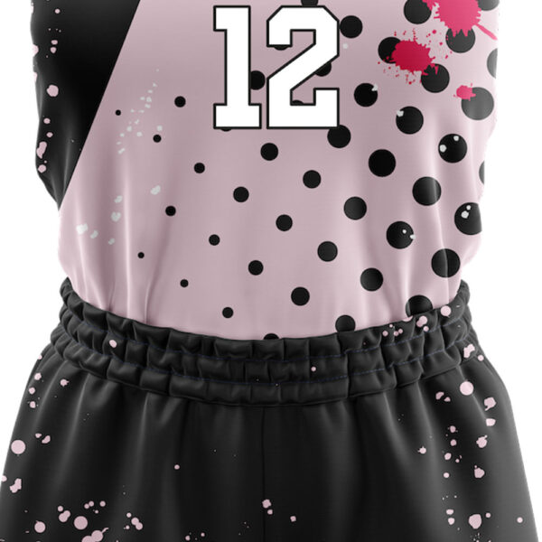 TRACY - Image 4